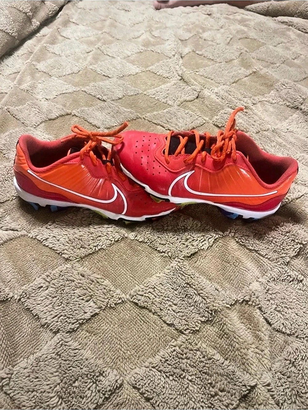 Nike Diamond Turf Athletic Shoes US 5.5 Red